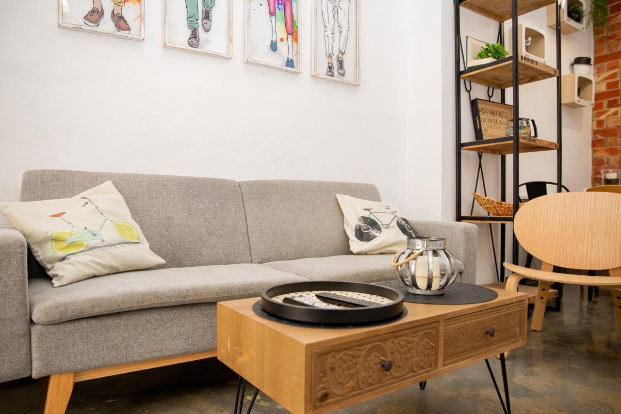 Mana Loft Apartamento Original En El Centro De Alicante Luaran gambar